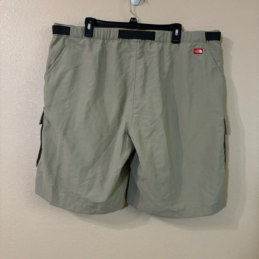 The North Face New Size XXL‎ Nylon Paramount Cargo Utility Shorts in Dune Biege